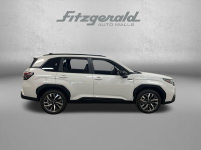 2026 Subaru FORESTER Touring Hybrid