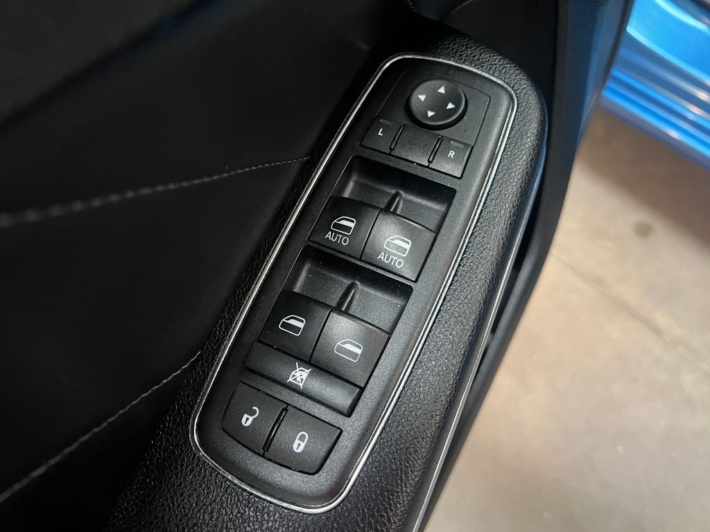 2015 Dodge Charger SXT