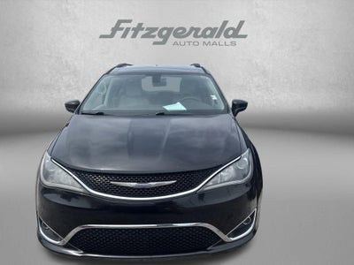2017 Chrysler Pacifica Touring L Plus