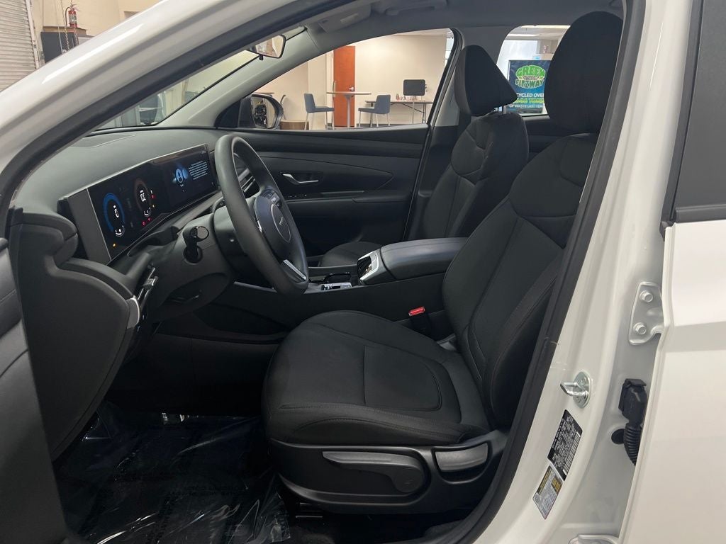2025 Hyundai Tucson SE