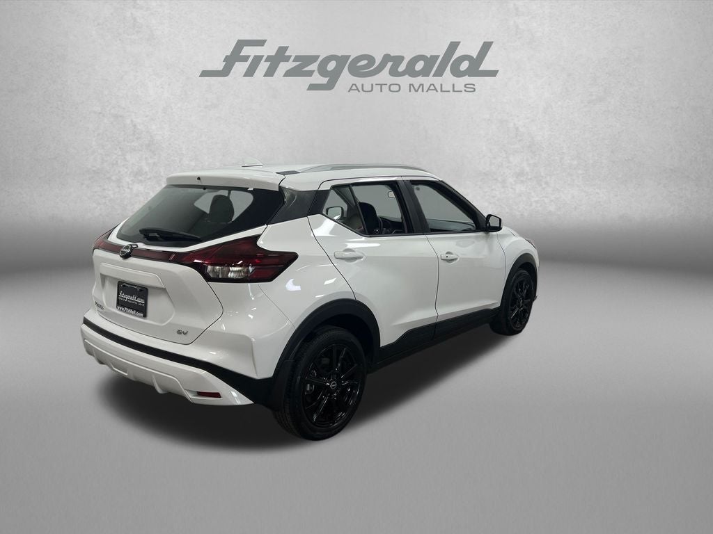 2024 Nissan Kicks SV