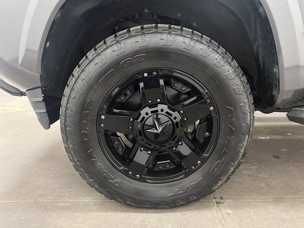 2018 Toyota Tacoma SR5 V6
