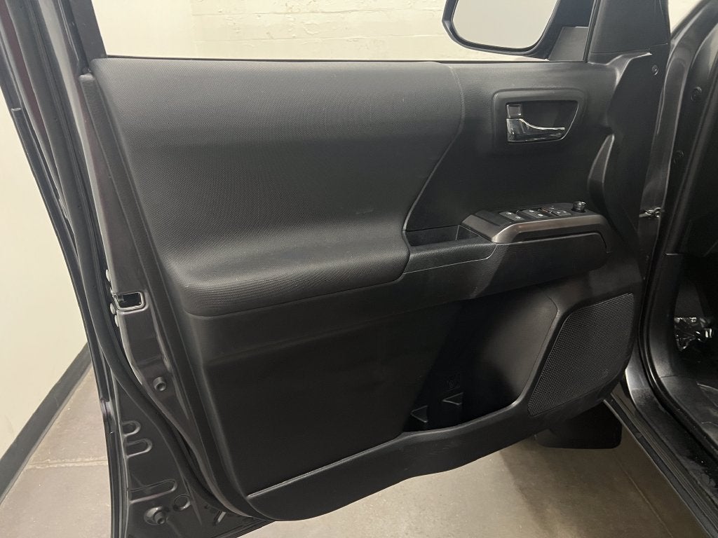 2021 Toyota Tacoma TRD Off-Road V6