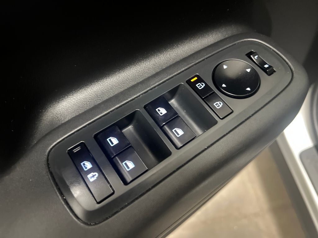 2025 Hyundai Santa Fe SE