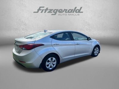 2016 Hyundai Elantra SE
