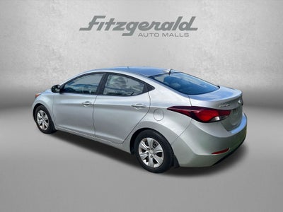 2016 Hyundai Elantra SE