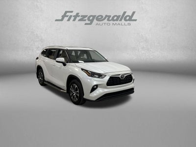 2025 Toyota Highlander Hybrid XLE