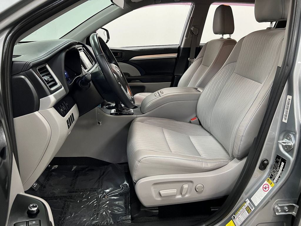 2019 Toyota Highlander LE Plus