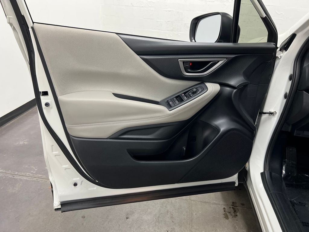 2023 Subaru Forester Base