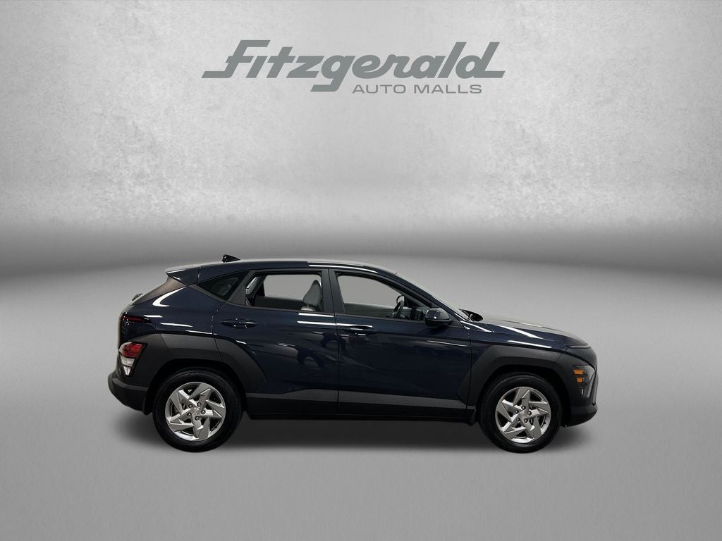 2024 Hyundai Kona SE