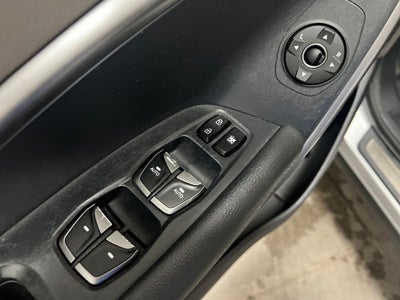 2017 Hyundai Santa Fe Limited Ultimate