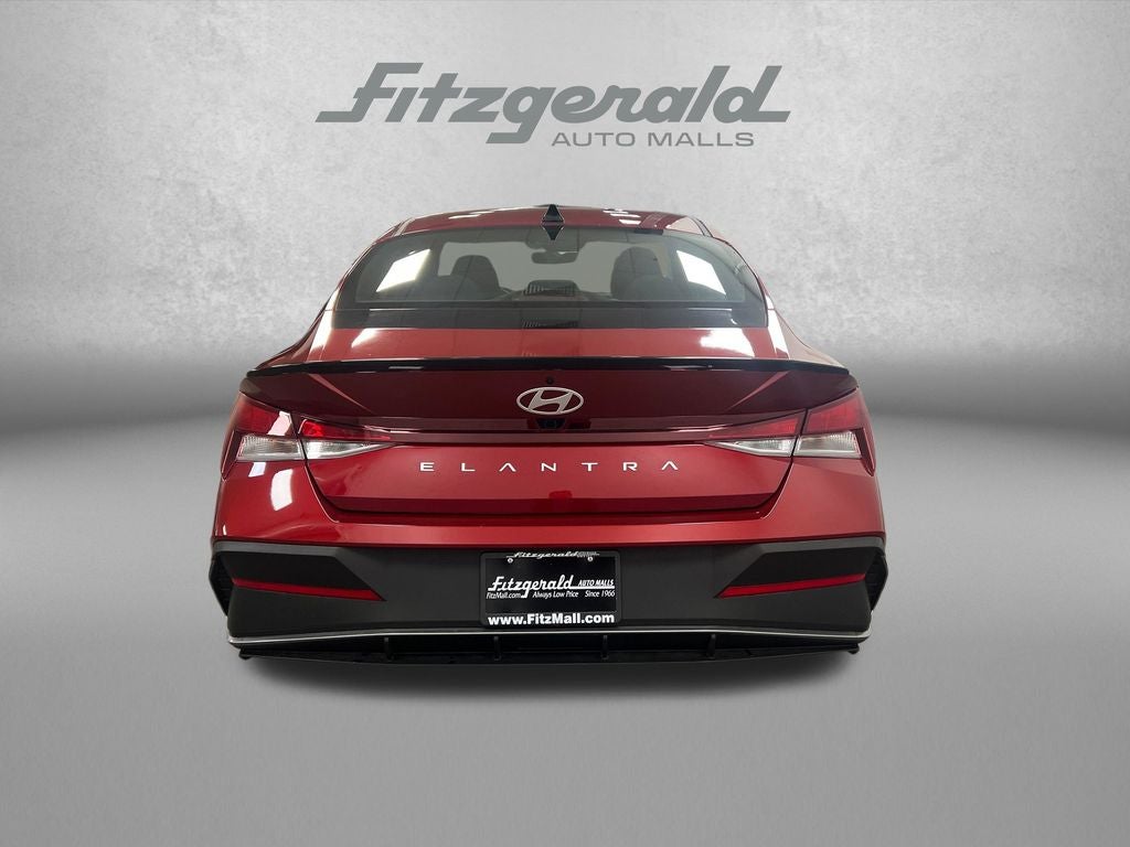 2025 Hyundai Elantra SEL Sport