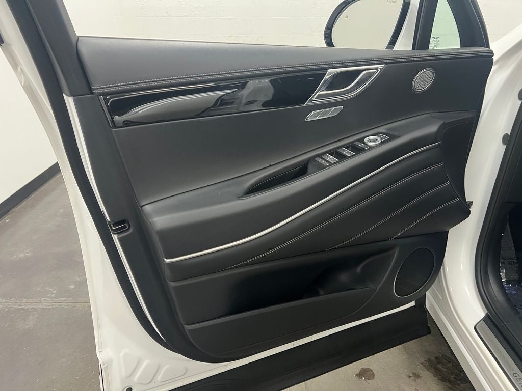 2025 Genesis GV80 2.5T