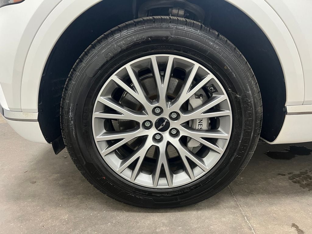 2025 Genesis GV80 2.5T