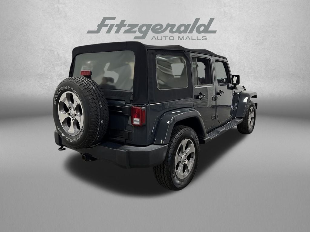 2017 Jeep Wrangler Unlimited Sahara 4x4