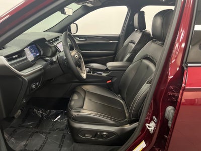 2025 Jeep Grand Cherokee Limited 4x2