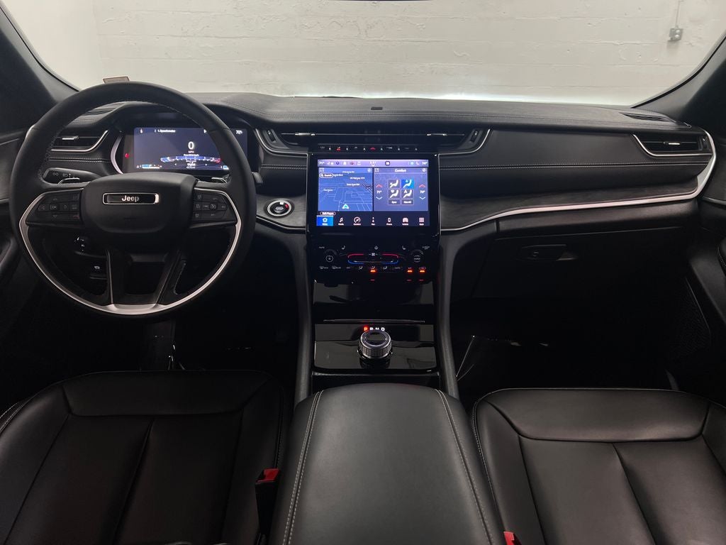 2025 Jeep Grand Cherokee Limited 4x2