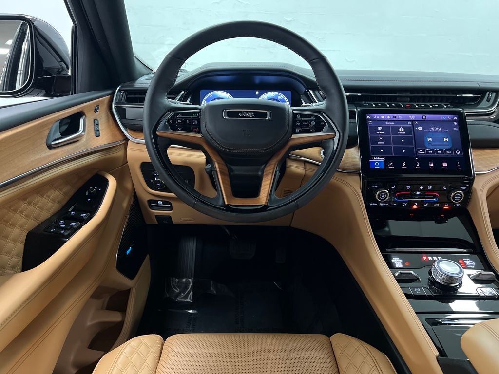 2025 Jeep Grand Cherokee L Summit Reserve 4x4