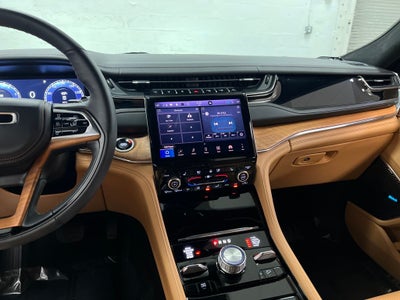 2025 Jeep Grand Cherokee L Summit Reserve 4x4