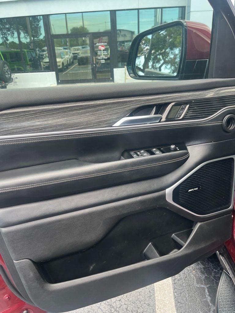 2022 Jeep Wagoneer Series III 4x2