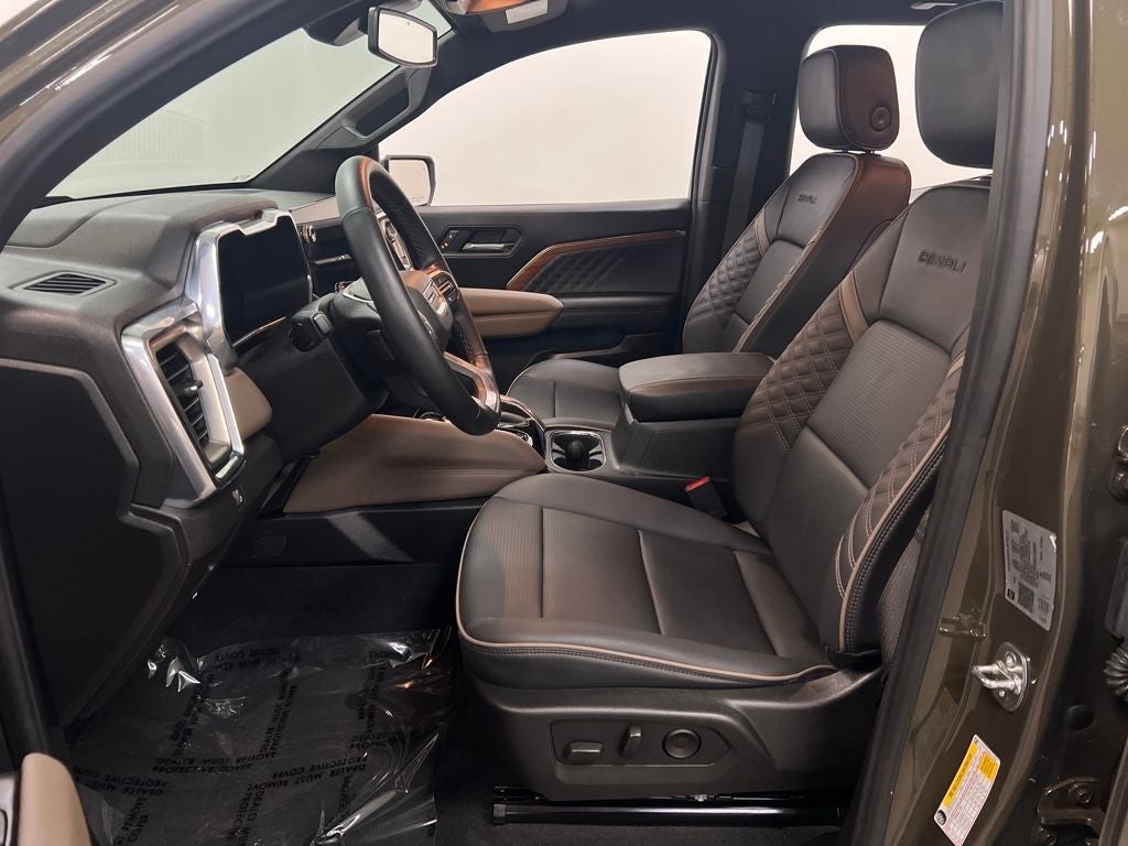 2025 GMC Canyon 4WD Denali