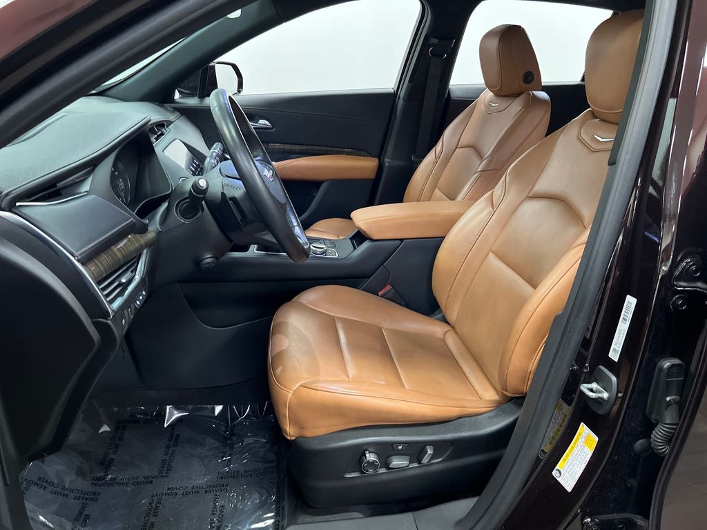 2020 Cadillac XT4 FWD Premium Luxury