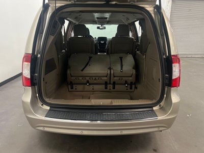2014 Chrysler Town & Country Touring-L
