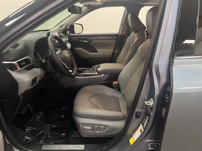2022 Toyota Highlander Limited