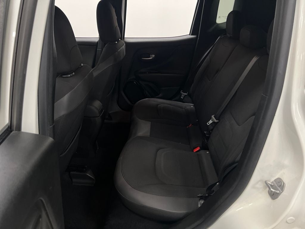 2017 Jeep Renegade Altitude FWD