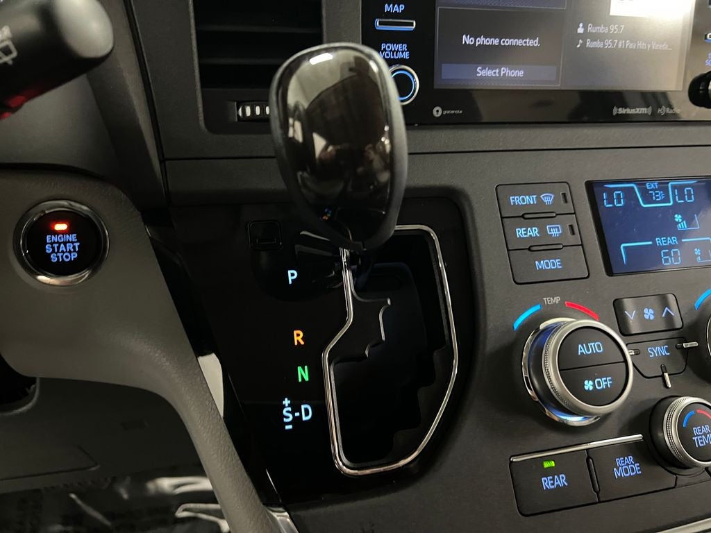 2019 Toyota Sienna XLE 8 Passenger