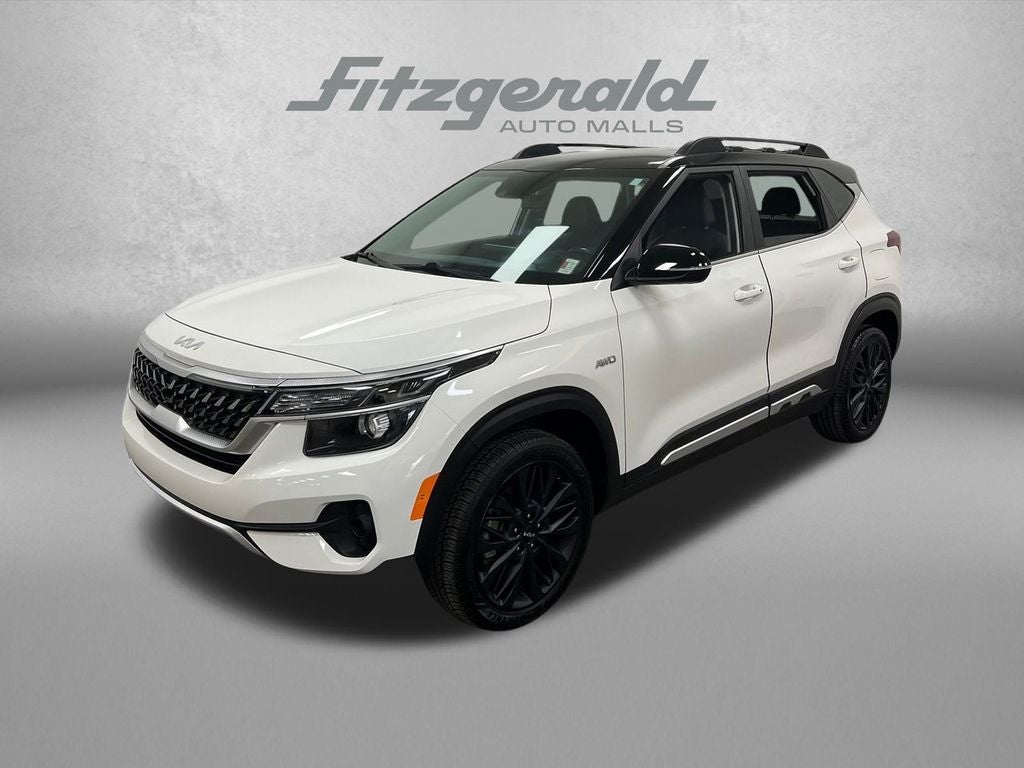 2022 Kia Seltos Nightfall