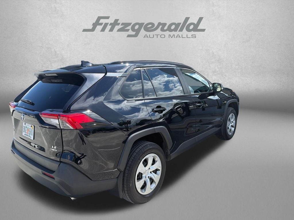 2019 Toyota RAV4 LE