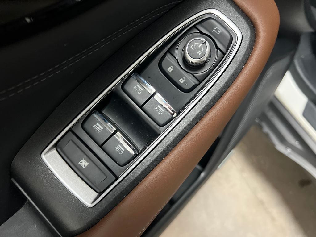 2025 Subaru Outback Touring