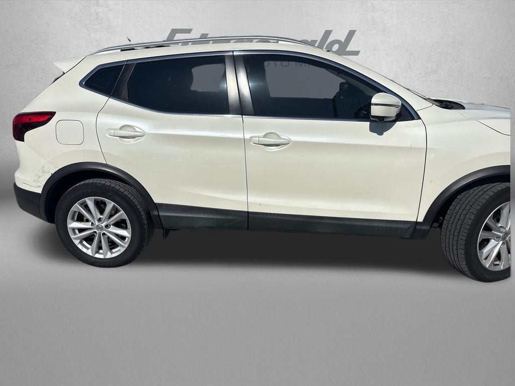 2017 Nissan Rogue Sport SV