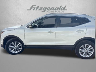 2017 Nissan Rogue Sport SV