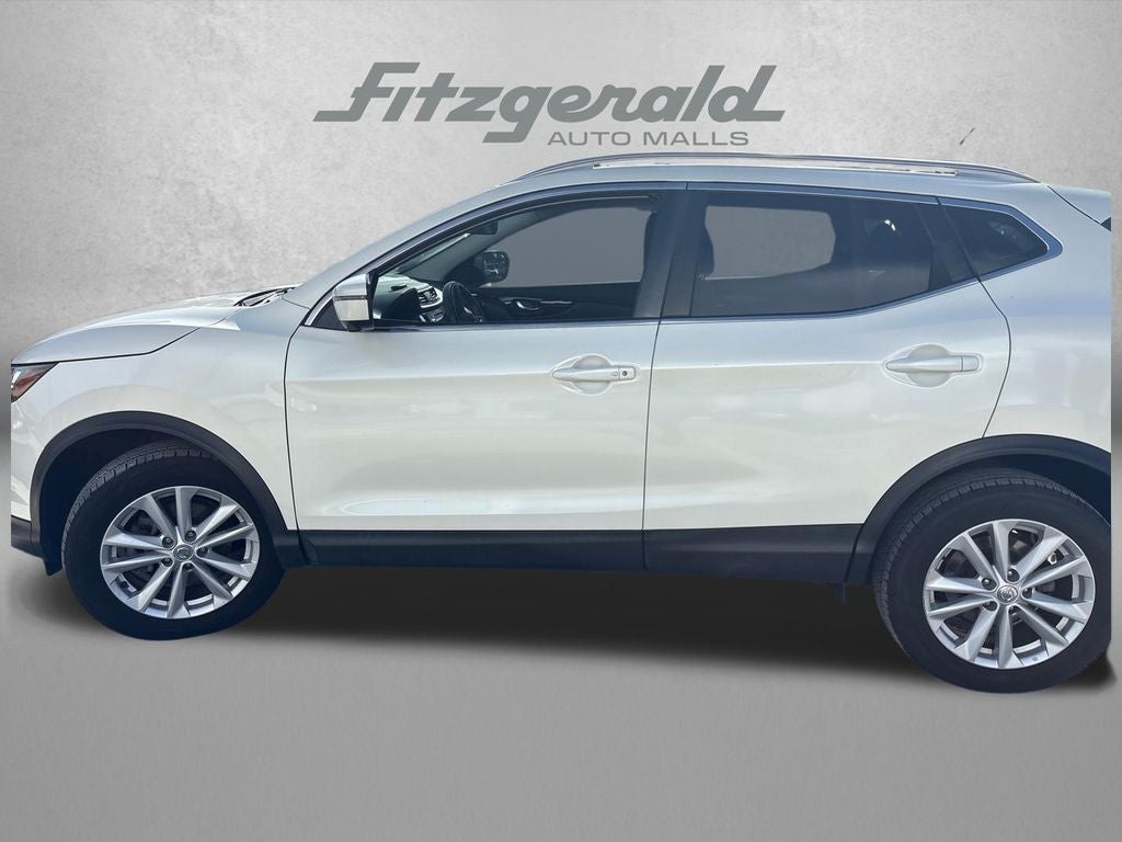 2017 Nissan Rogue Sport SV