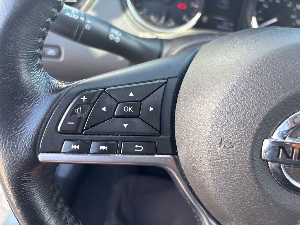 2017 Nissan Rogue Sport SV